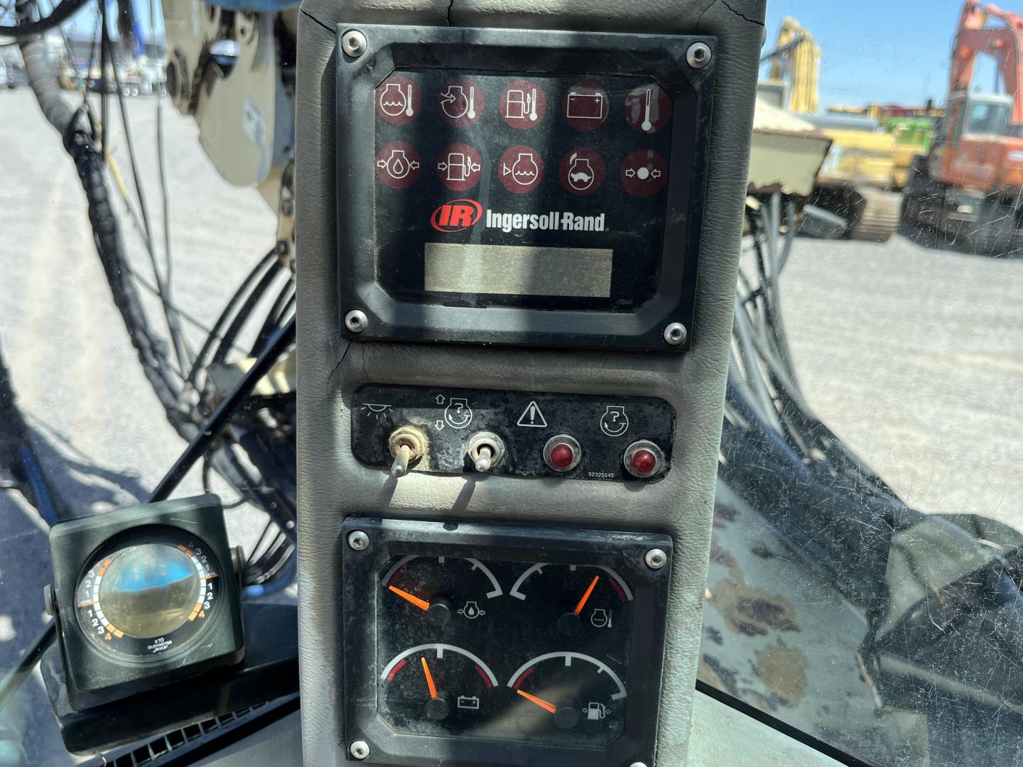 ./imagenes/INVOICE/2019/15026/HIDROTRACK INGERSOLL RAND EMC-720 (31).JPG